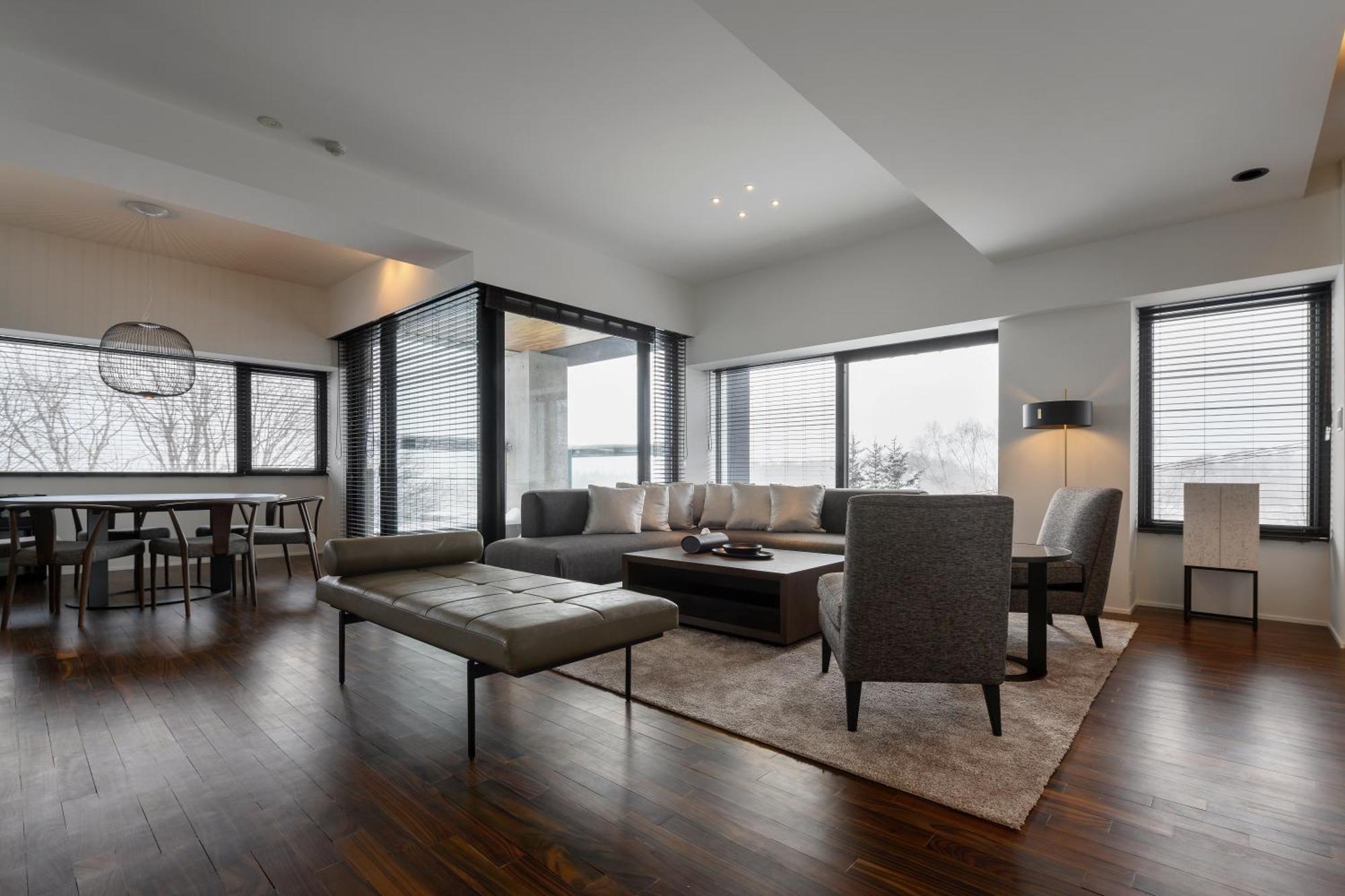 Hinzan Aparthotel Кучан Екстериор снимка