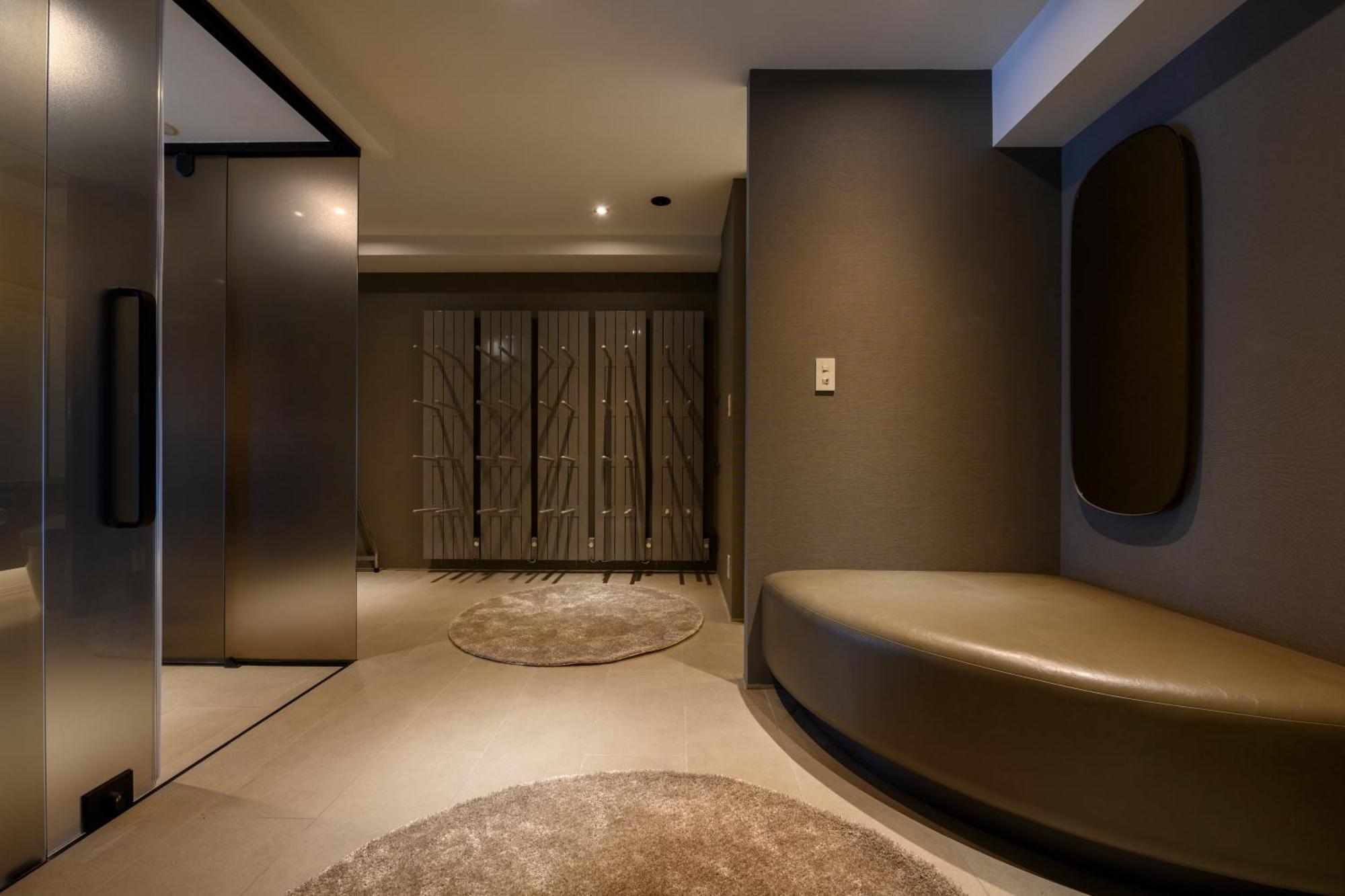 Hinzan Aparthotel Кучан Екстериор снимка