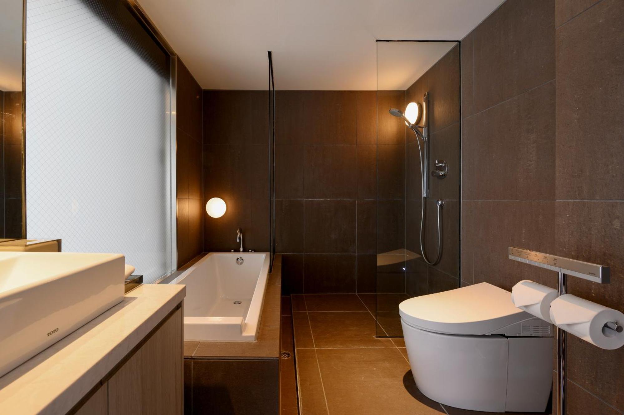 Hinzan Aparthotel Кучан Екстериор снимка